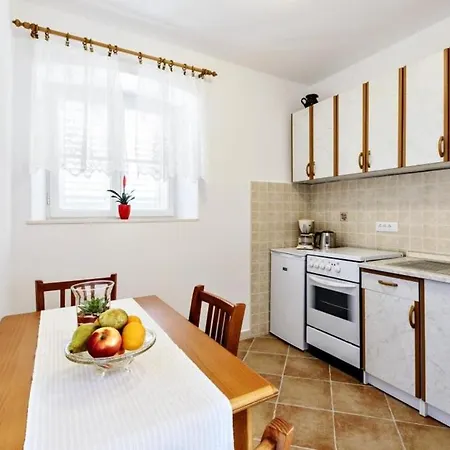 Mary - One Bedroom With Terrace Lägenhet *